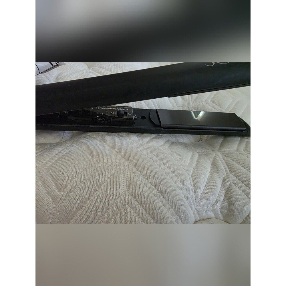 Soleil Black Hair Straightener Flat Iron - Picture 3 of 6